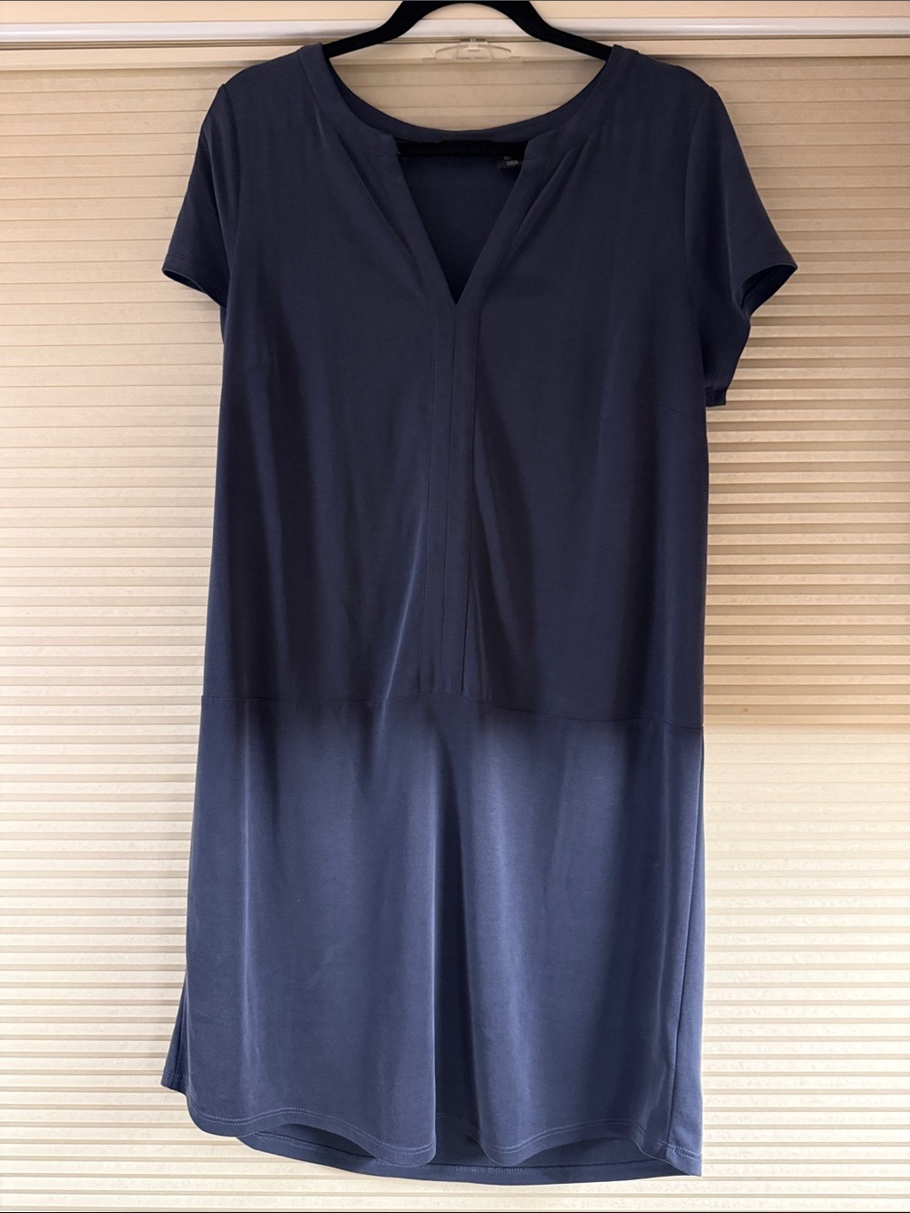 Tahari Navy V-Neck Short Sleeve Dress